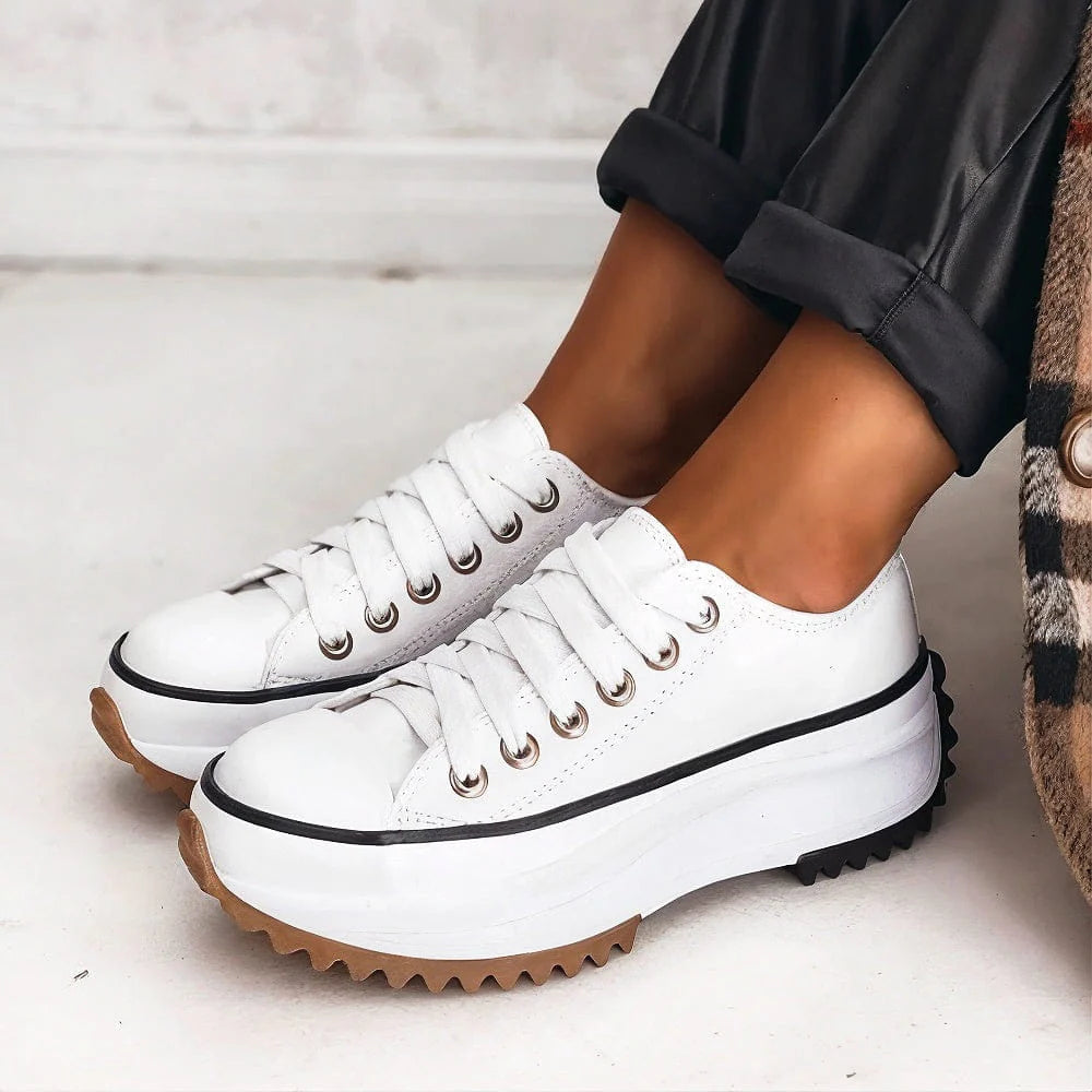 Lola - Orthopedic Shoes
