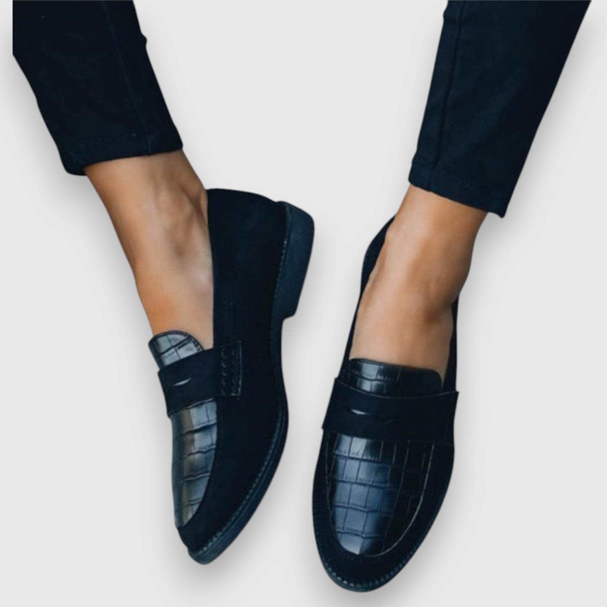Pamela - Moccasin